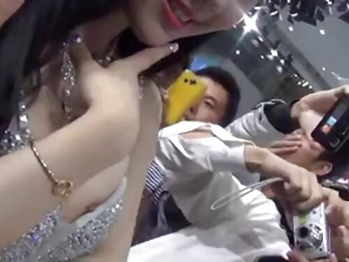 หลังจากเทน้ำมันลงบนห ...
