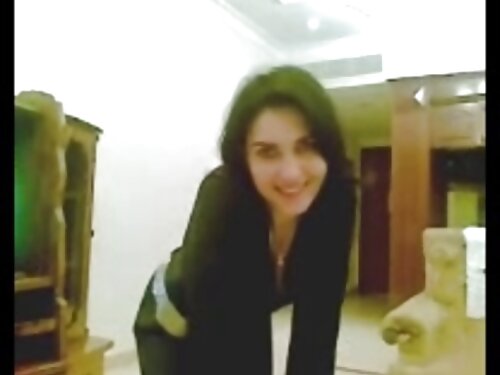 หญิงสาวที่มีขนดกตกลง ...