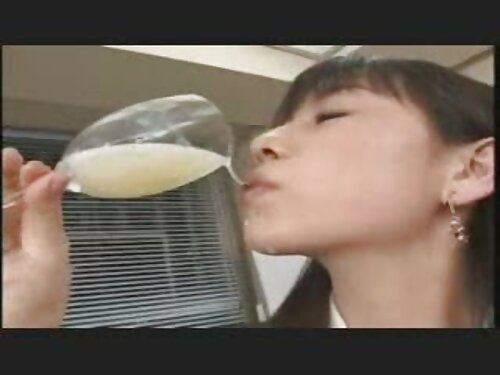 ผู้ชายในตอนเช้าตบผมส ...