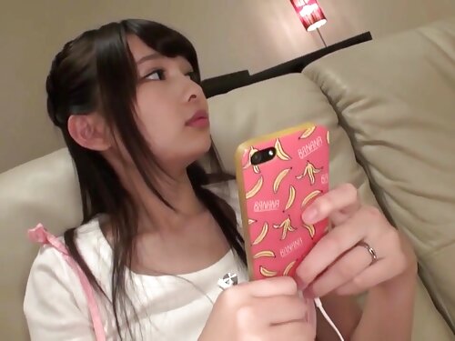 สาวรอยสักสองคนในถุงน ...