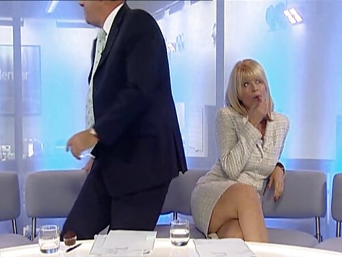 สาวโม๊กควยยาวขึ้นขย่ ...