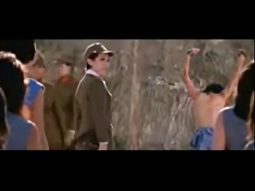 สาวผมบลอนด์ช่วยตัวเอ ...