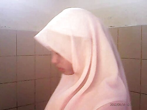 สีบลอนด์รัสเซียโดยธร ...
